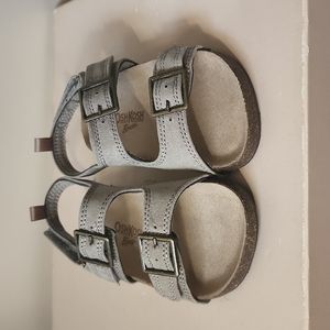 Toddler boys Size 9 sandals NEVER WORN